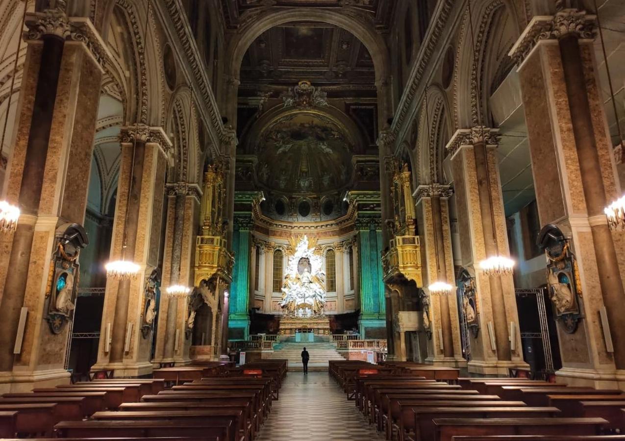 Апартаменты Napoli Sottosopra Chiaia Экстерьер фото