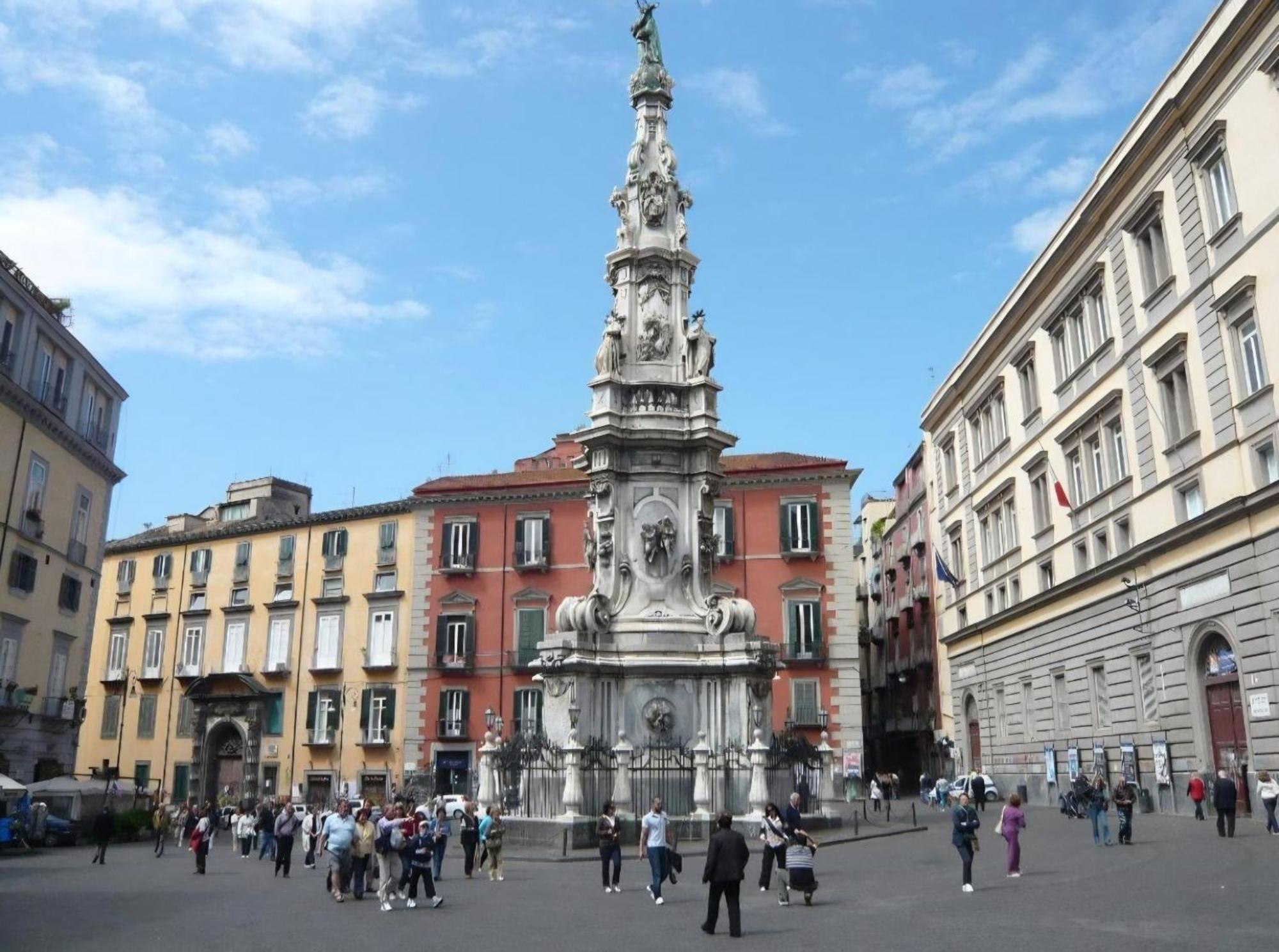 Апартаменты Napoli Sottosopra Chiaia Экстерьер фото